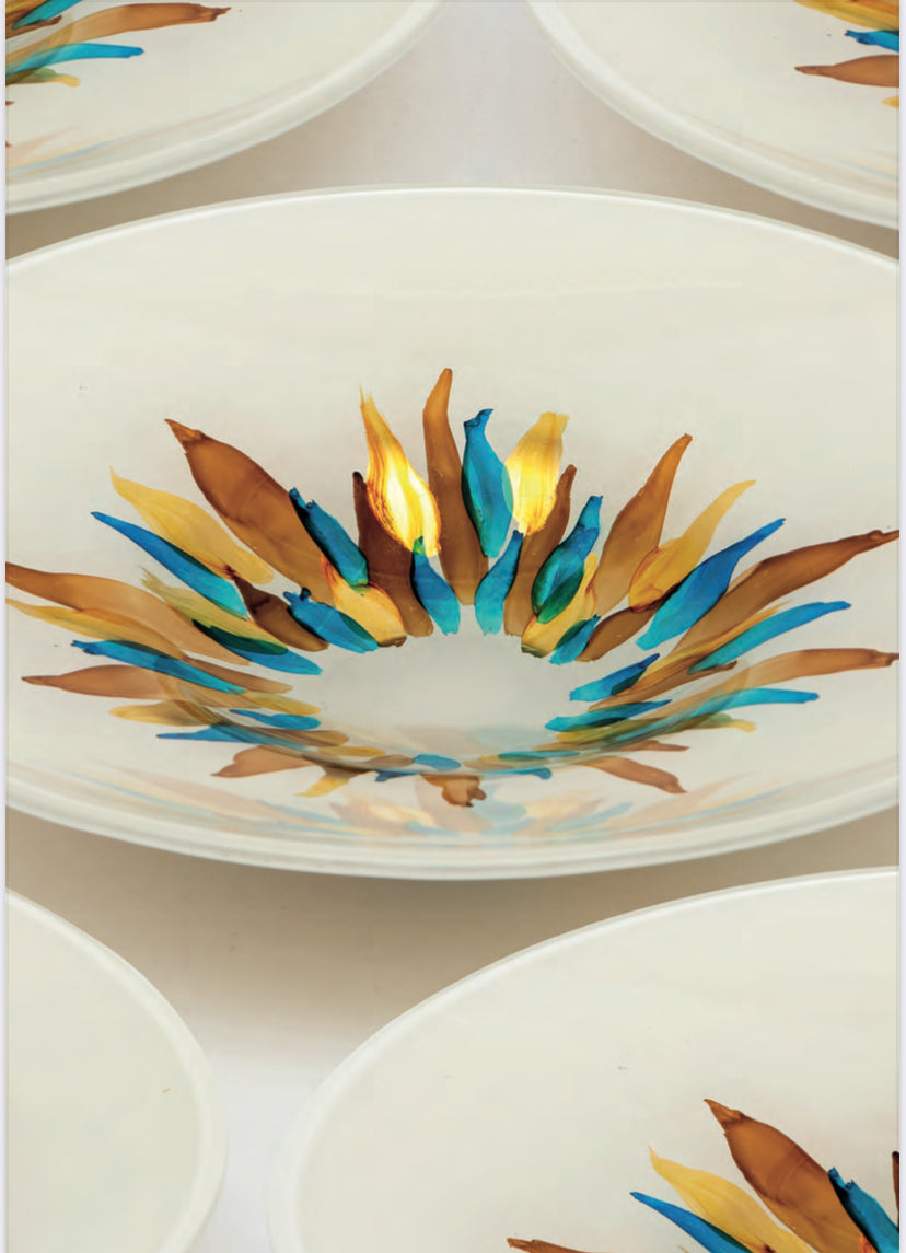 SQ3314/PM
Centrotavola Sequenze - pennellate con oro
D 35 cm * h. 7 cm