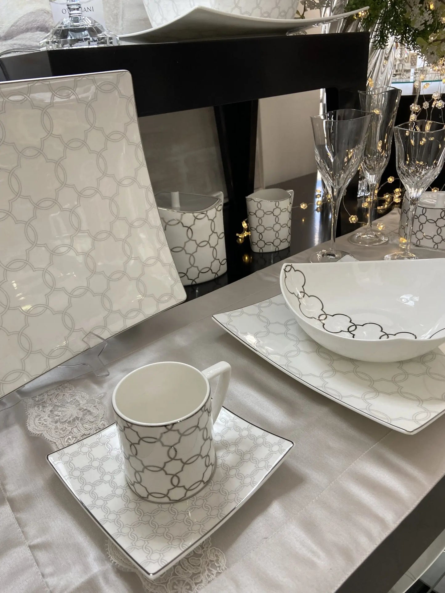 Set servizio da Tavola di Livellara mod. Aragone e Servizio di bicchieri Tp Cristal