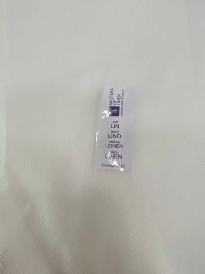 Tovaglia in puro lino e pizzo in macrame’