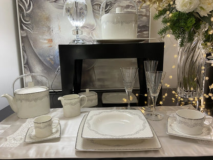 Set Servizio da Tavola di Livellara mod.Emily Silver e Servizio Bicchieri Tp Cristal