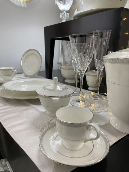 Set Servizio daTavola Narumi mod. Space Moon e Servizio Bicchieri Tp Cristal